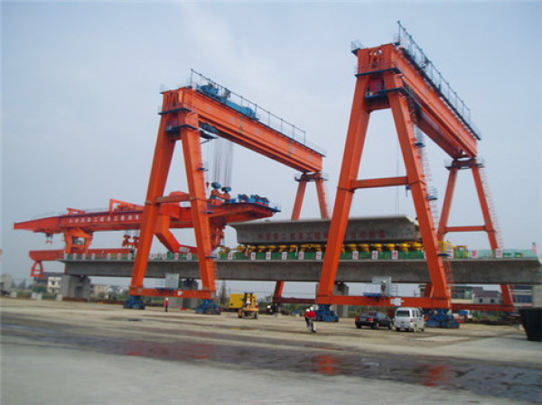 對(duì)于二手高鐵提梁機(jī)怎么進(jìn)行保養(yǎng)？